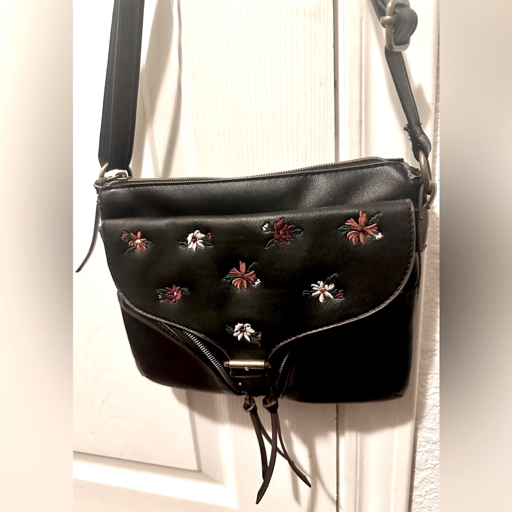 NWOT Boho Style Black Leather Crossbody Bag